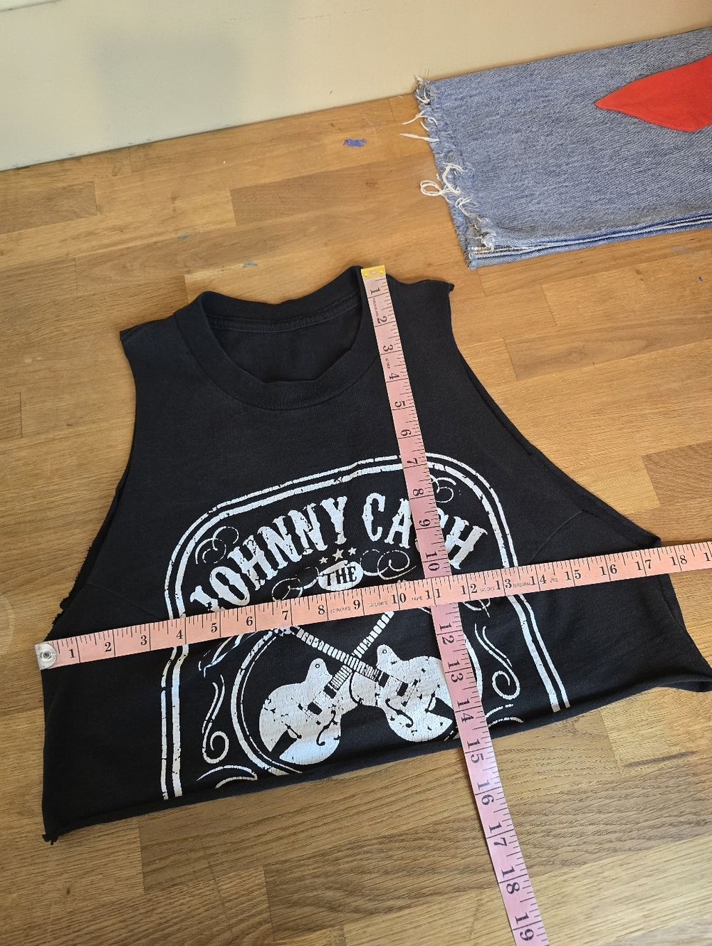 Johnny Cash Man In Black Cropped Graphic Tank Size Small Reworked Custom - Picture 8 of 8